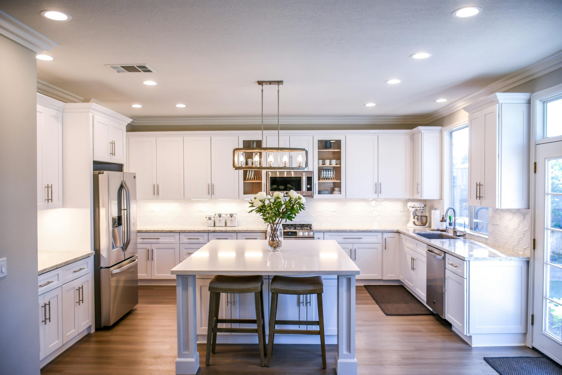 How to Plan a Kitchen and Bathroom Remodel at the Same Time in Malvern