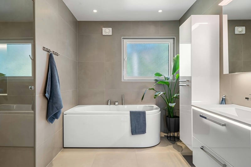Importance of Bathroom Ventilation in Malvern Homes: Keep It Cool, Fresh, & Mold-Free